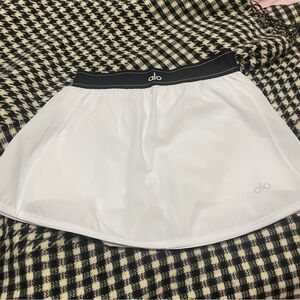 ALO Yoga White and Black Mini Skirt